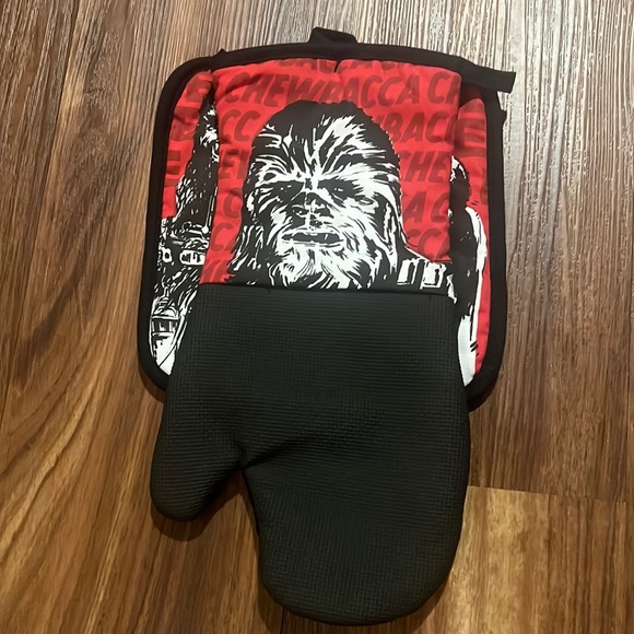 Disney Other - SALE 3/for $12 Disney Star Wars- Chewbacca Neoprene Oven Mitt & Pot Holder Set.
